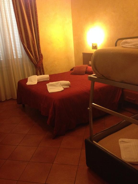 Roma Termini Inn Δωμάτιο φωτογραφία